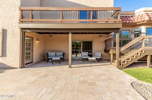 3835 Ahwatukee Dr, Phoenix AZ 85044-2033 exterior