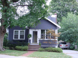 29 Prairie Ave, Newton, MA 02466-2103