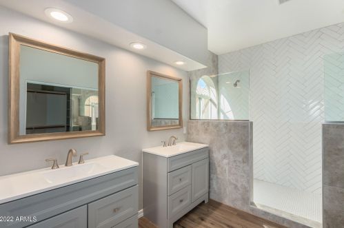 717 Beverly Ln, Phoenix AZ 85032-3410 exterior