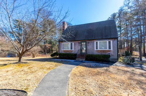 3 Dinahs Way, Wareham MA 02571-1463 exterior