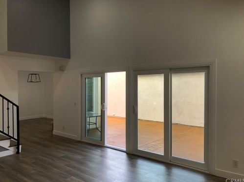 27 Tangerine, Irvine CA  92618-4565 exterior