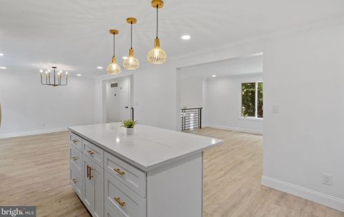 1 18th St, Burlington NJ  08016-4605 exterior