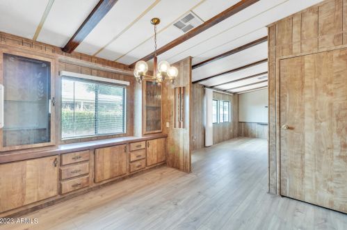 18438 2nd Pl, Phoenix AZ 85022-1011 exterior