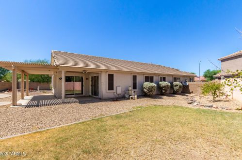 8227 Apache St, Phoenix AZ 85003-2726 exterior