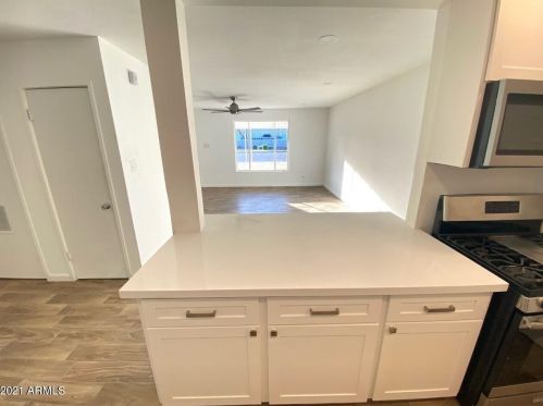 6019 33rd Ave, Phoenix AZ 85051-1201 exterior