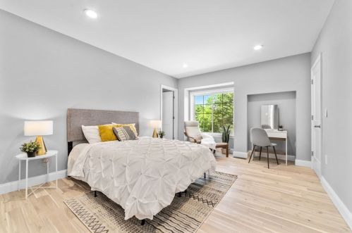 639 Washington St, Braintree, MA 02184-5754