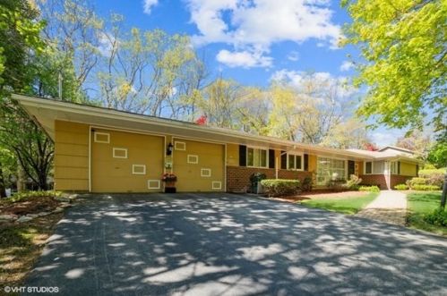 40 Dick Dr, Worcester, MA 01609-1141