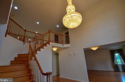 8 Landview Ln, Columbus NJ 08022-2260 exterior