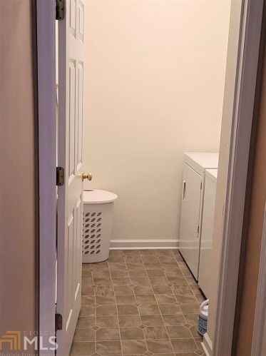 297 Sunderland Way, Stockbridge GA 30281-7956 exterior