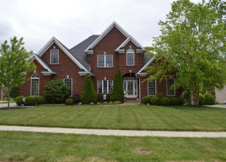 1304 Blackthorn Rd, Louisville, KY 40299-4882