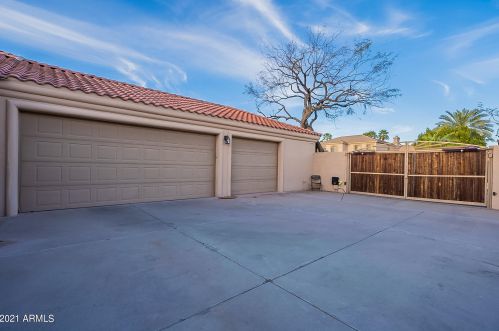 13802 33 St, Phoenix AZ 85032-7265 exterior