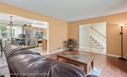 516 Declaration Ln, Jackson Twp NJ 08527-7777 exterior