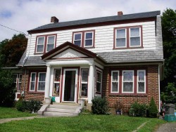 471 California St, Newton, MA 02460-1208