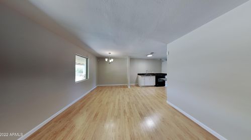 1807 18th Dr, Phoenix, AZ 85007-4013