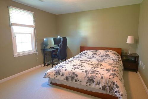 187 Woodland Rd, Southborough MA 01772-2039 exterior