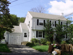75 Fuller Ter, Newton, MA 02465-1205