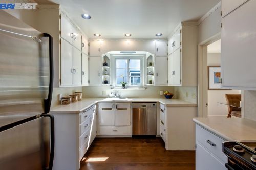 924 Brg Rd, San Leandro CA 94577-3805 exterior