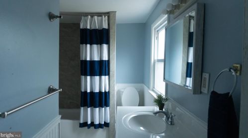 11 Belleview Ave, Erial NJ 08081-1203 exterior