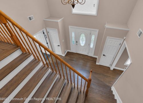 6 Pitney Ln, Jackson Twp NJ 08527-2933 exterior