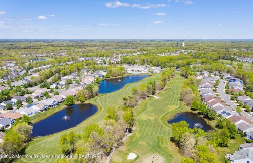 68 Merion Ln, Jackson Twp NJ 08527-3996 exterior