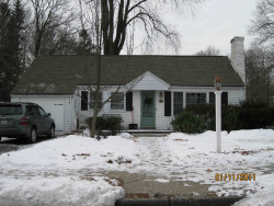 138 Warwick Rd, Newton, MA 02465-1739