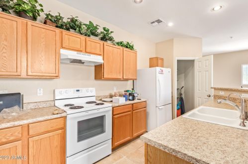 1515 80 Dr, Phoenix AZ 85033-3509 exterior