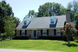 1504 Herrs Dale Ct, Louisville KY  40222-4131 exterior