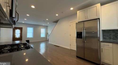 115 Allen St, Philadelphia, PA 19125-4101