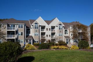 1 Arboretum Way, Burlington MA  01803-3844 exterior