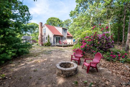 40 Fairview Ave, Eastham MA  02642-2239 exterior