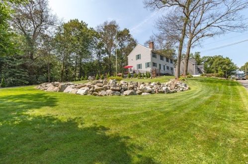 13 Woodhill Rd, Burlington, MA 01803-1415