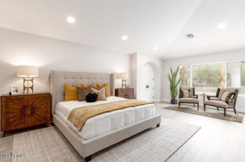 5801 30th St, Phoenix AZ  85016-2401 exterior