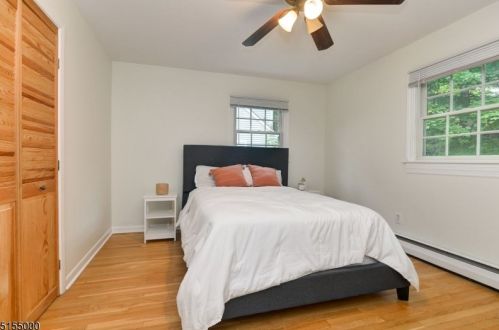 13 Beech Ct, Skyline Lakes NJ 07456-2503 exterior