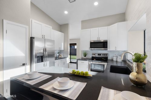 3605 Agave Rd, Phoenix, AZ 85044-4554