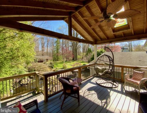 600 Chestnut Ave, West Deptford NJ 08097-1604 exterior