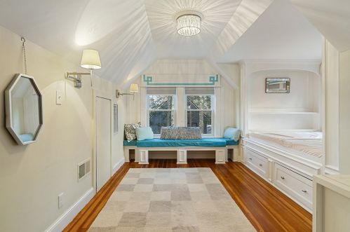 115 Aspen Ave, Newton MA 02466-3022 exterior