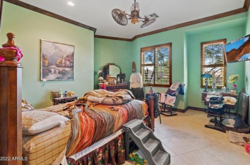 33807 4 Dr, Phoenix AZ 85045-0464 exterior