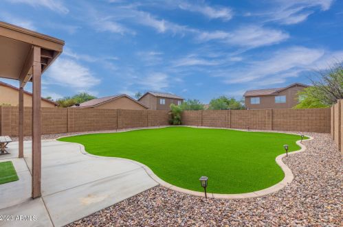 1818 63rd Dr, Phoenix AZ  85043-5748 exterior