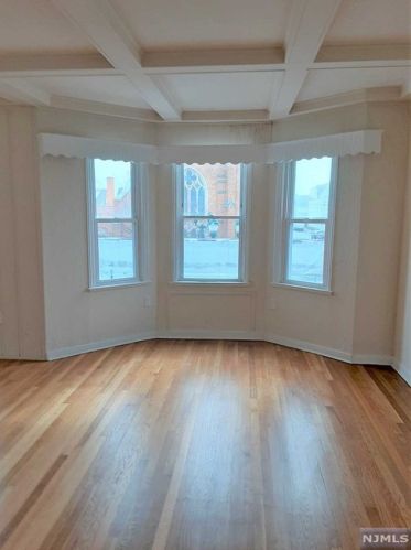 381 Kearny Ave, Kearny NJ  07032-2603 exterior