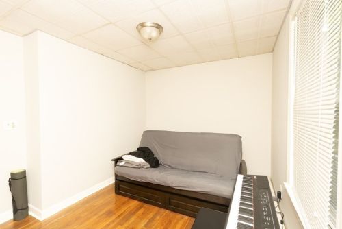 60 Rockland St, Fall River MA 02724-2817 exterior