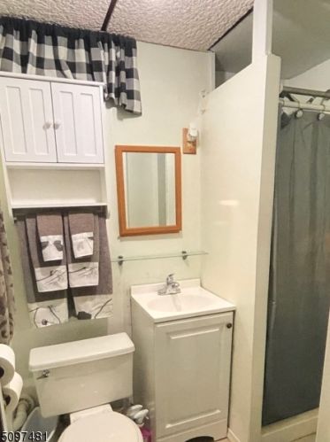 421 Un Ave, Belleville NJ 07109-1609 exterior