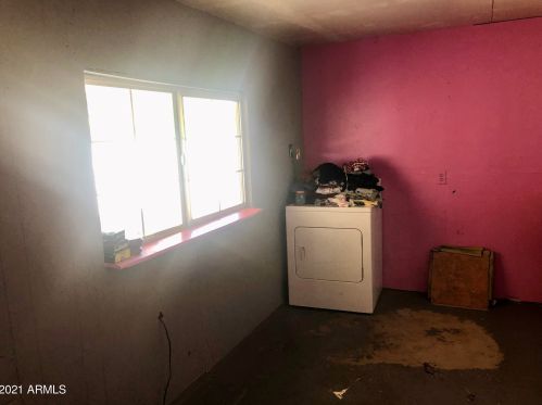 1620 65 Dr, Phoenix AZ 85043-5706 exterior