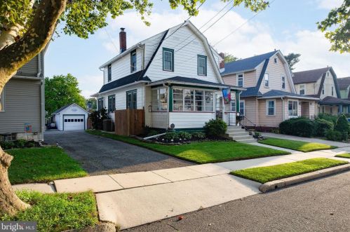 241 Myrtle Ave, West Deptford, NJ 08096-2230