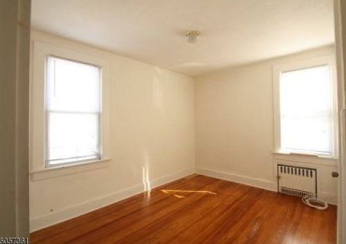 103 Overlook Ave, Belleville NJ 07109-3316 exterior