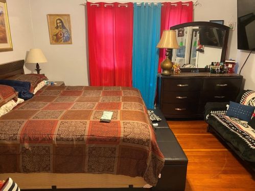 22 Magnolia St, Lawrence MA 01841-4045 exterior