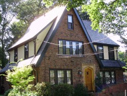 120 Dorset Rd, Newton, MA 02468-1410