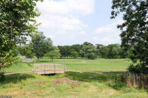 602 Hero Way, Belleville NJ  07109-5337 exterior