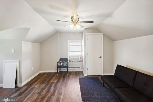 555 Greenwich Ave, West Deptford NJ  08066-1166 exterior