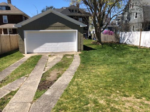 1192 Robeson St, Fall River MA  02720-5508 exterior