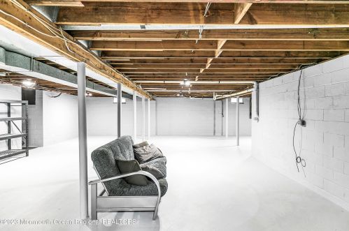 1120 Sycamore Ave, Tinton Falls NJ 07724-3237 exterior